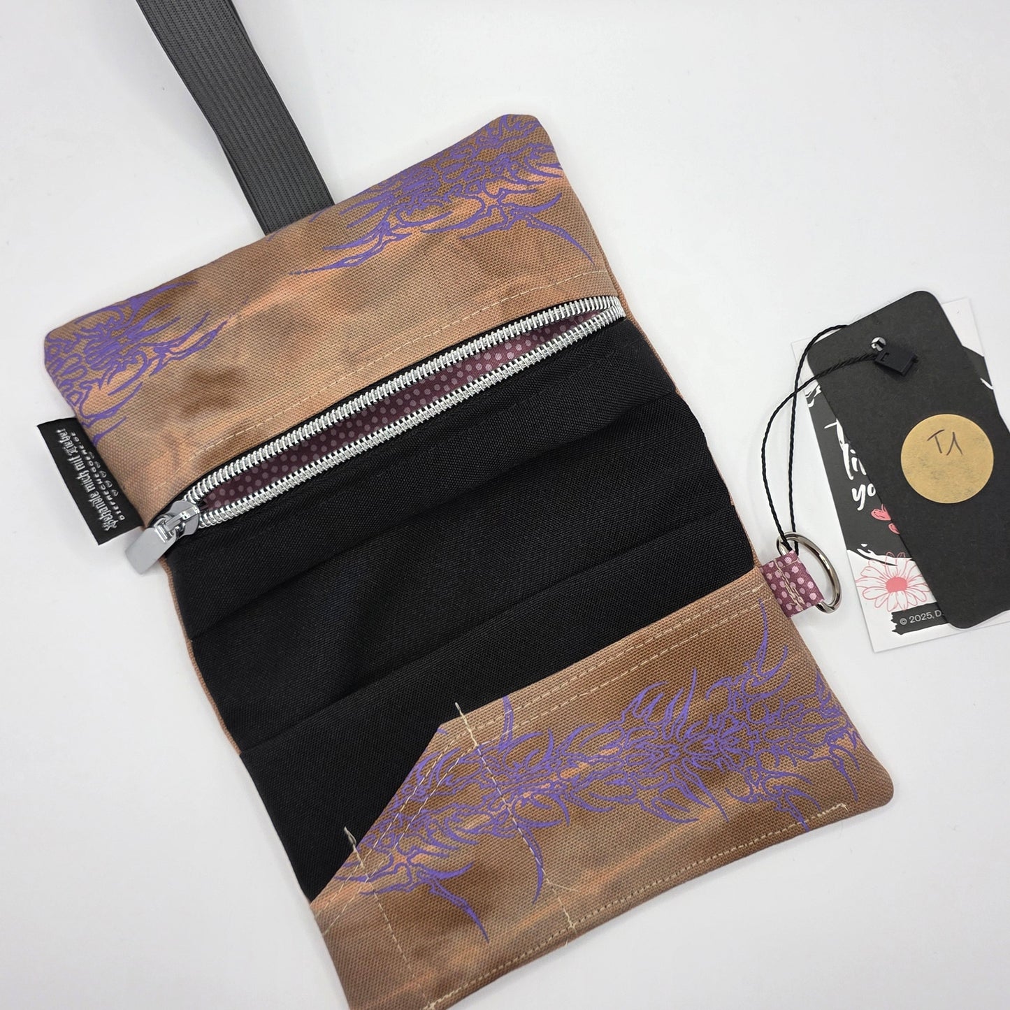 Batik „Tribals" Tabaktasche Nr. 1 (Juni) - DIE FRECHE GÖRE
