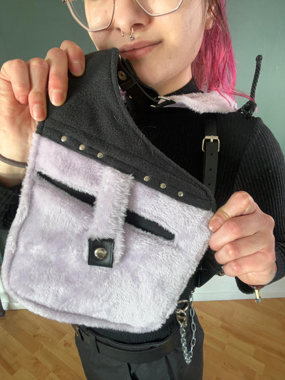Floof Hooded Bunny Holsterbag - Flieder, schwarz - DIE FRECHE GÖRE