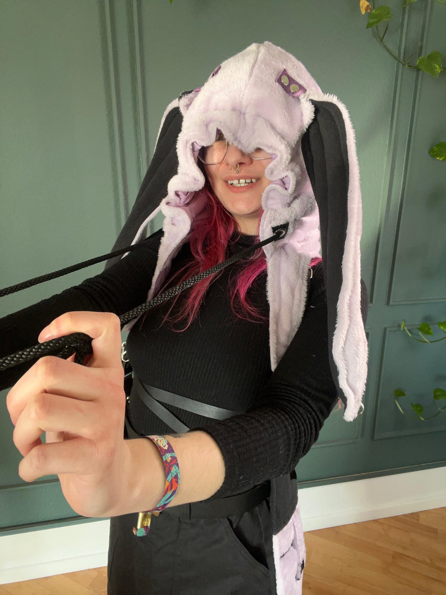 Floof Hooded Bunny Holsterbag - Flieder, schwarz - DIE FRECHE GÖRE