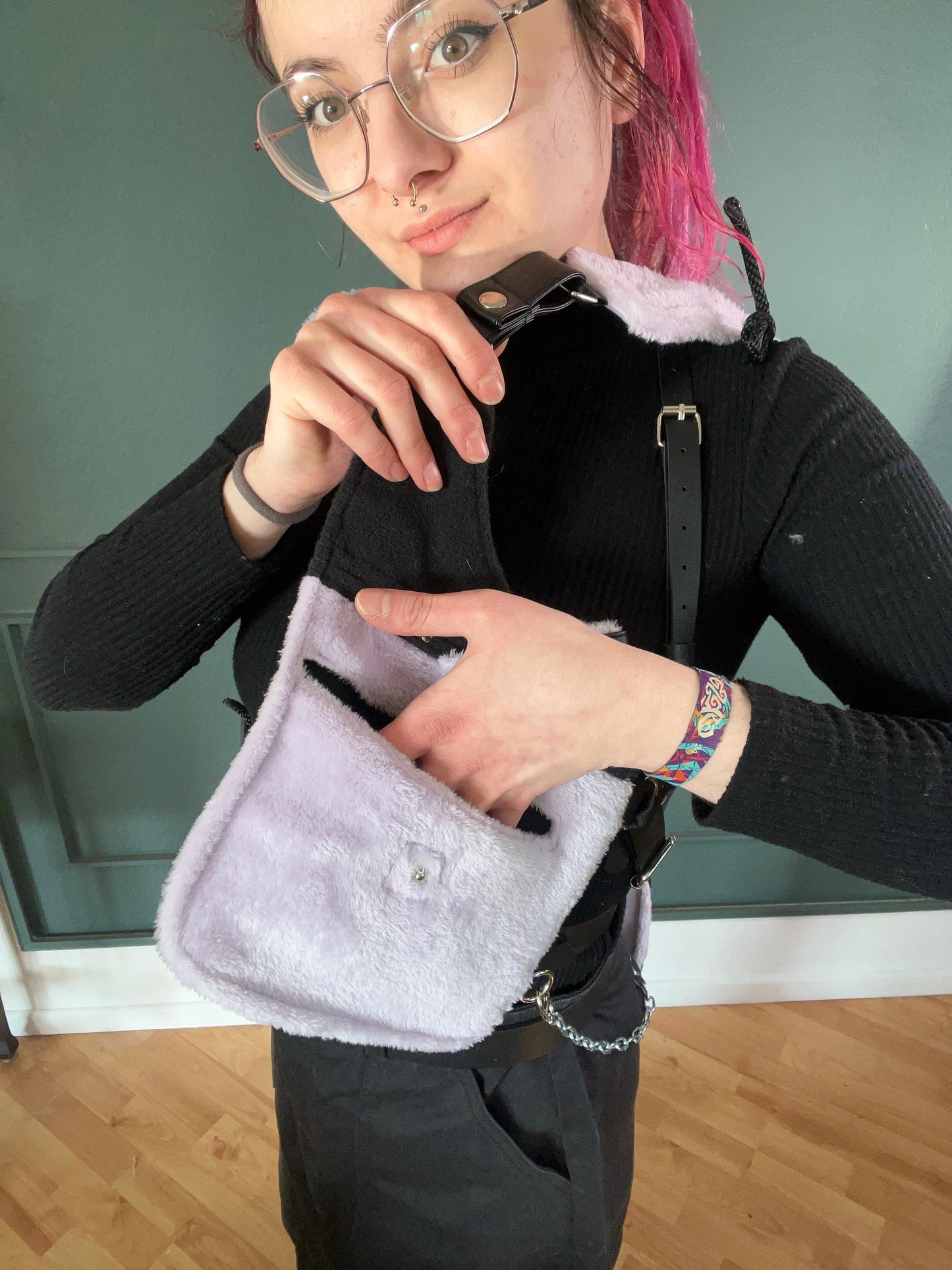 Floof Hooded Bunny Holsterbag - Flieder, schwarz - DIE FRECHE GÖRE