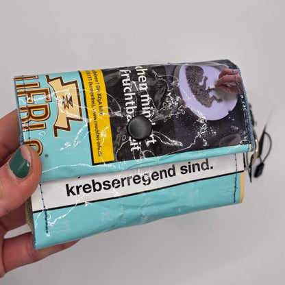 Geldbeutel (Upcycled Trash) Nr. 15 - Cats Inside - DIE FRECHE GÖRE