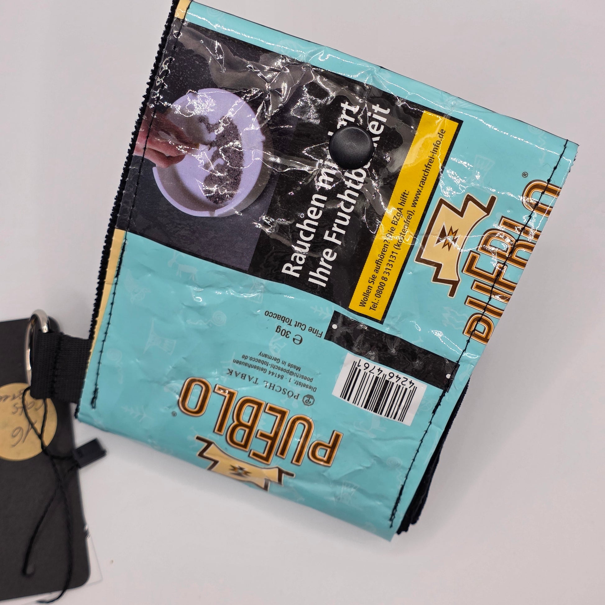 Geldbeutel (Upcycled Trash) Nr. 16 - Cats Inside - DIE FRECHE GÖRE