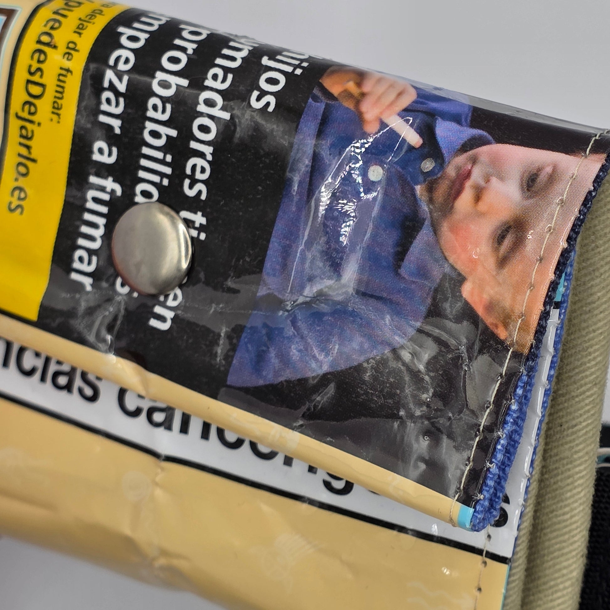 Geldbeutel (Upcycled Trash) Nr. 17 - Cats Inside - DIE FRECHE GÖRE