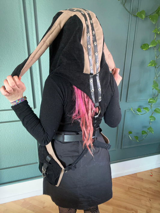 Hooded Bunny Holsterbag - Schwarz Cord mit beige - DIE FRECHE GÖRE