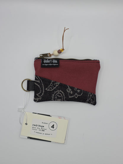 Mini Zip Wallet - Red - Cats & Dogs - DIE FRECHE GÖRE