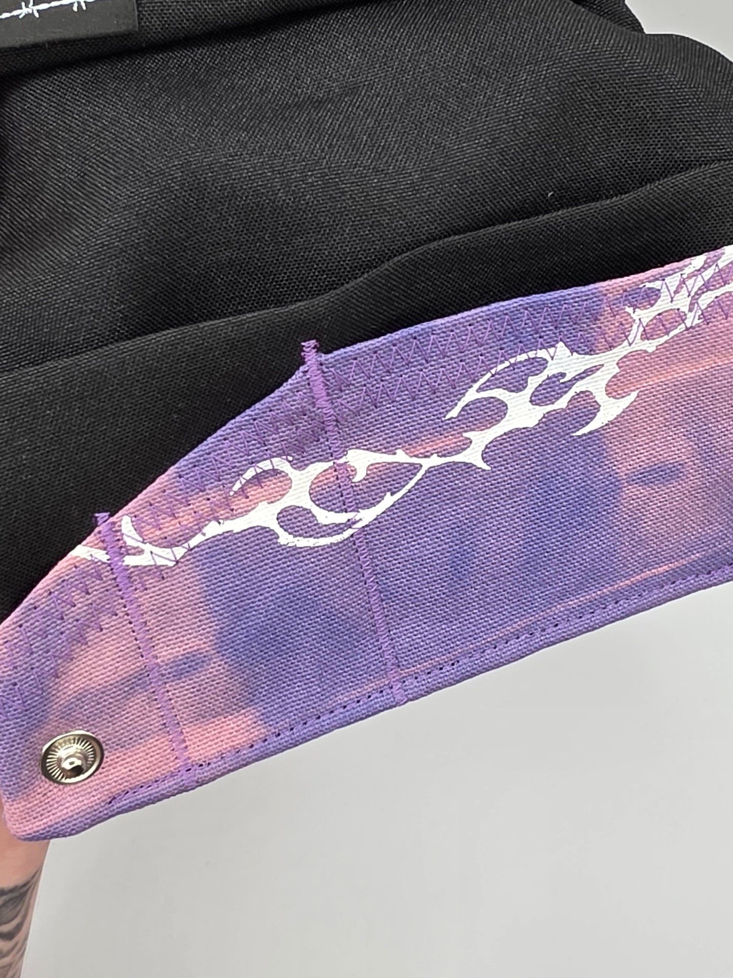 Nr.2 Tabacco pouch - purple batik - DIE FRECHE GÖRE