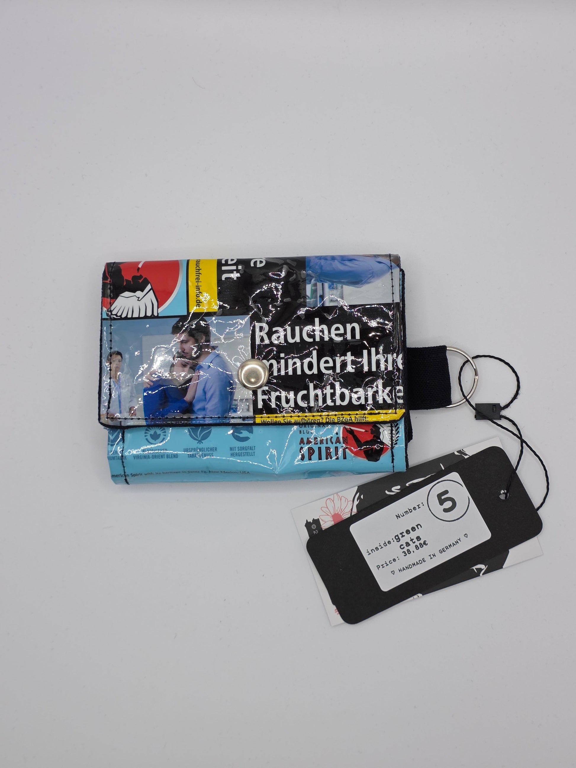 Nr.5 upcycling wallet - GREEN CATS - DIE FRECHE GÖRE