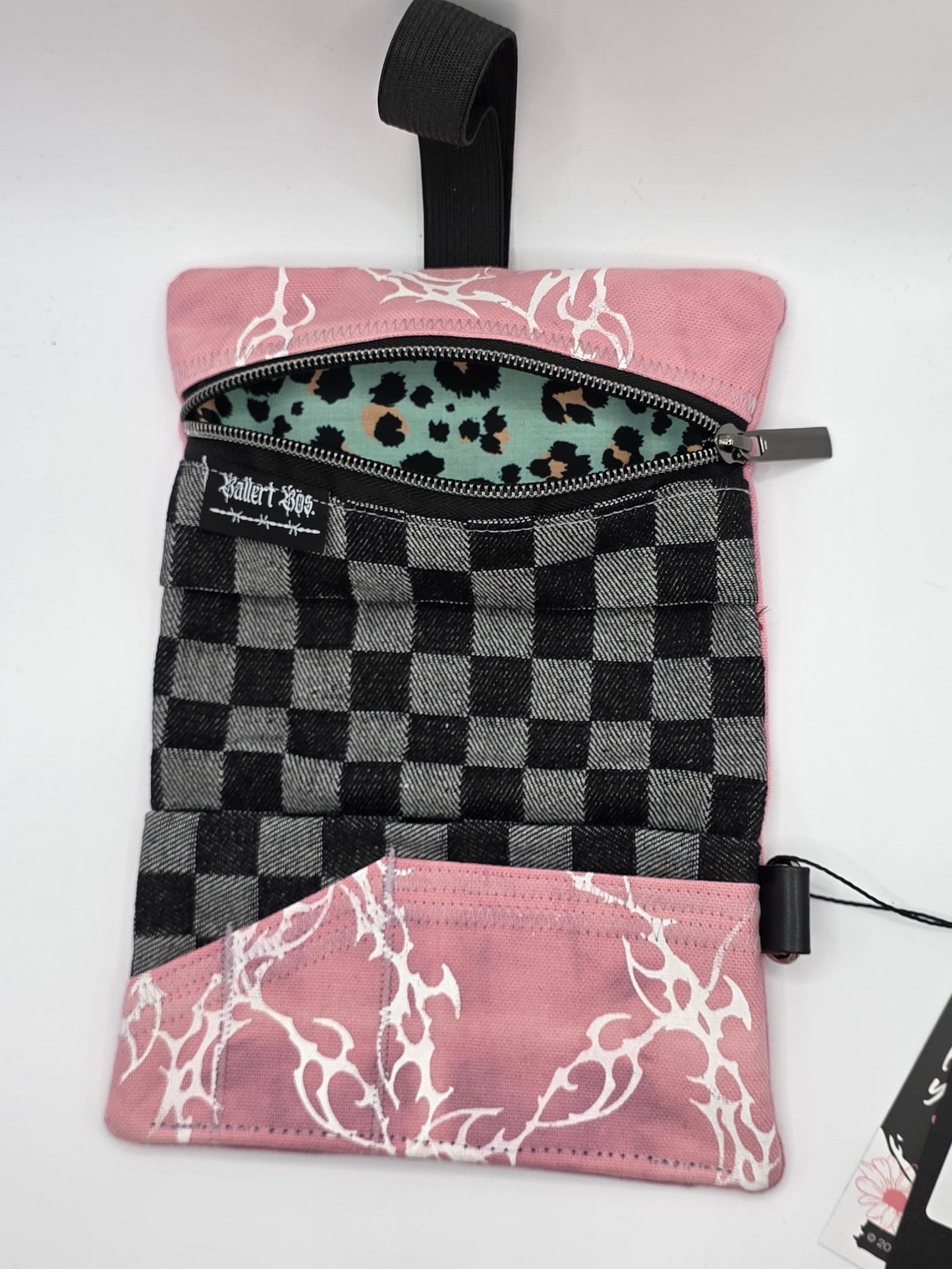 Nr.9 Tabacco pouch - pink batik - chess jeans - DIE FRECHE GÖRE