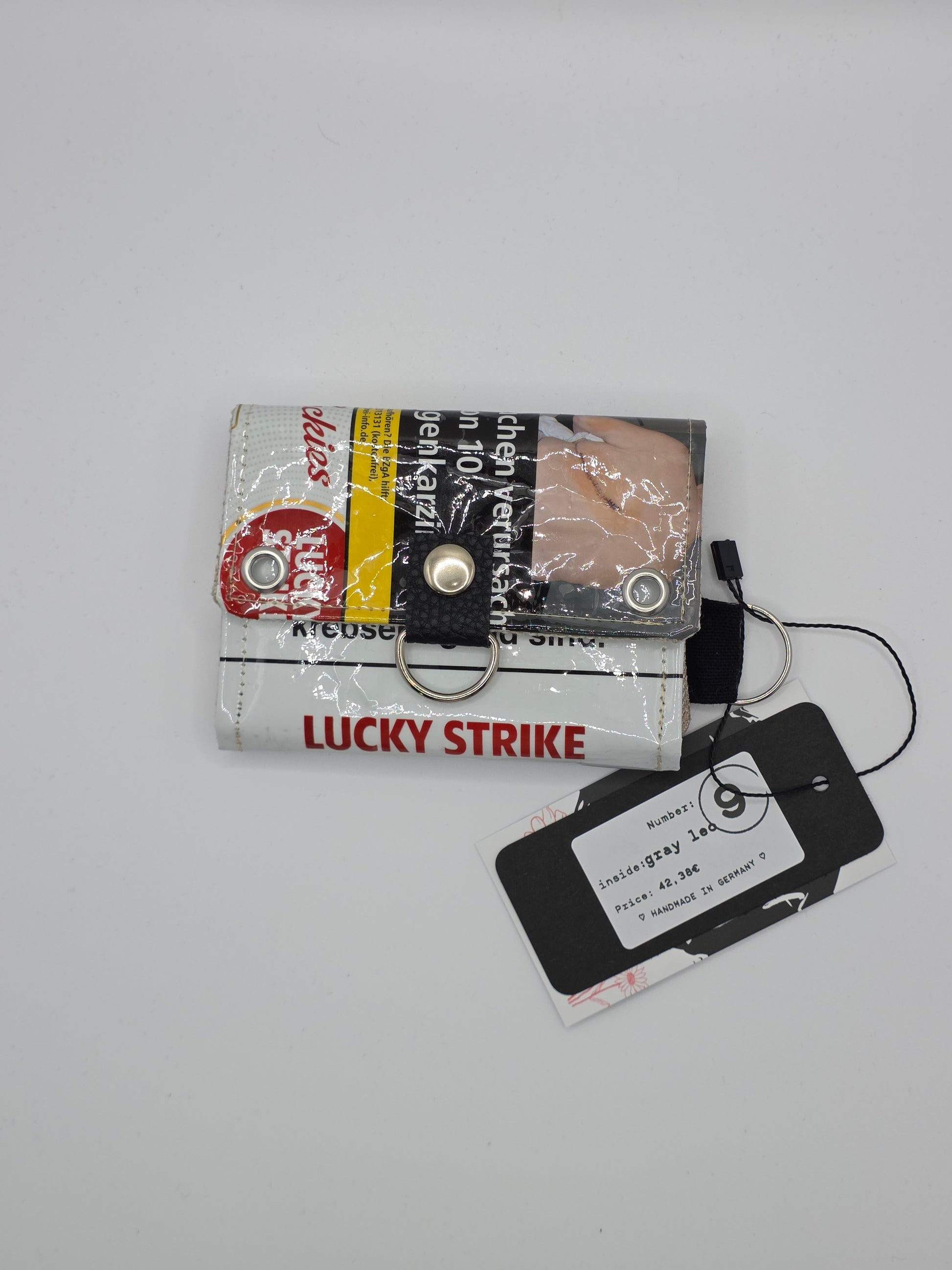 Nr.9 upcycling wallet - LEO GRAY - DIE FRECHE GÖRE