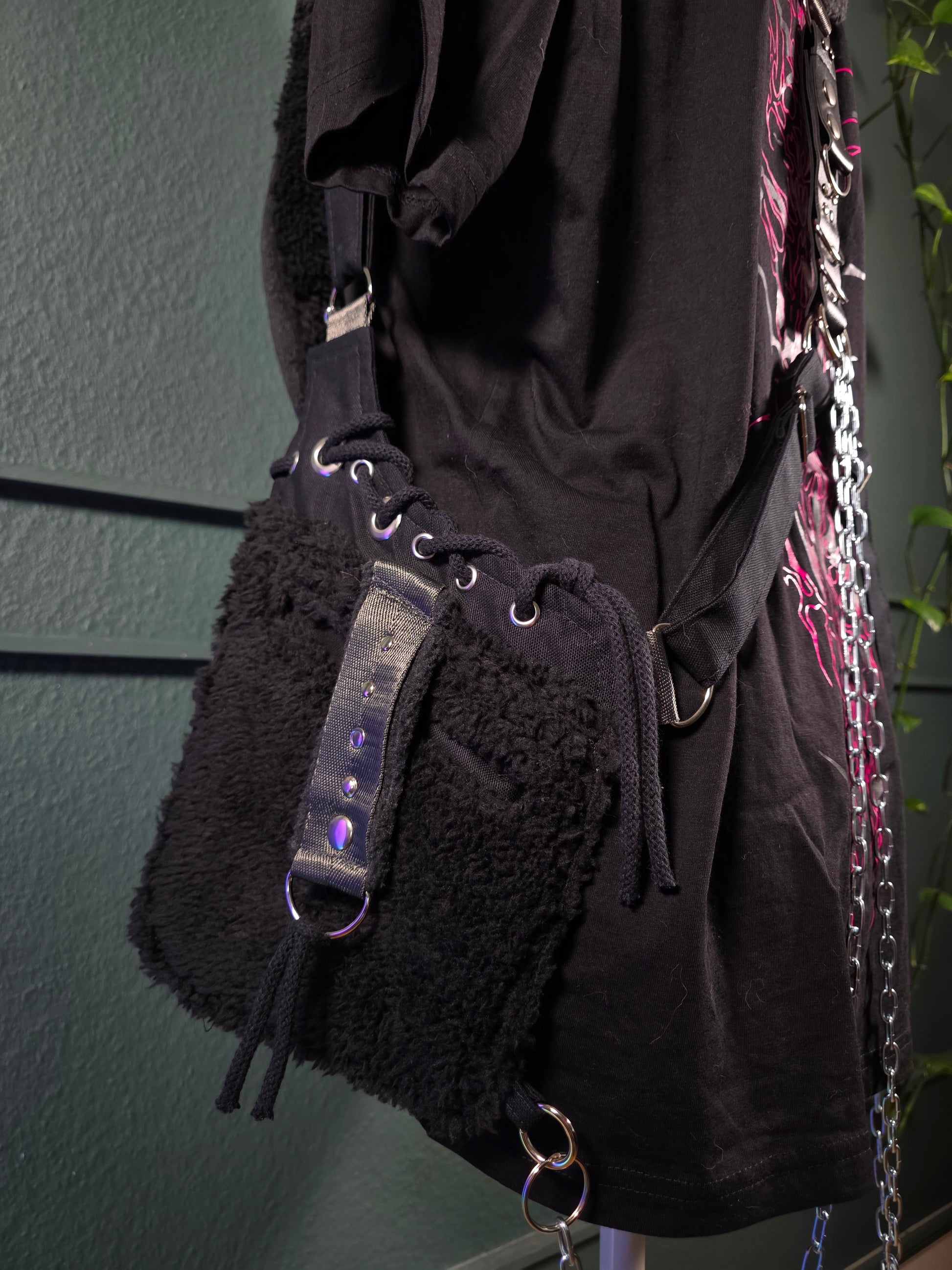 Pierced Bunny Holster Bag Midnight Grau - DIE FRECHE GÖRE