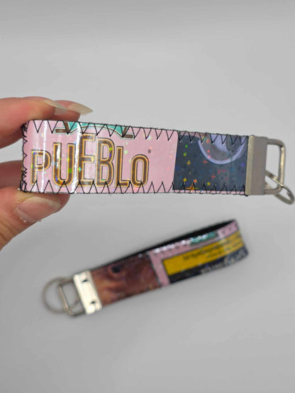 ✨️Holo✨️ KC Keychains - Upcycled, rosa