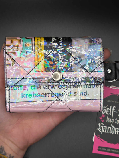 W22.3 Geldbeutel - upcycled, mit Kartenfächer ✨️holo✨️