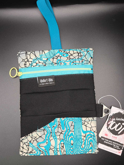 TT9.6 Tabacco pouch, Trippy Butterfly