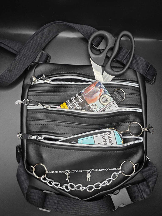 LB2.1+2 Leg Bag, black faux leather