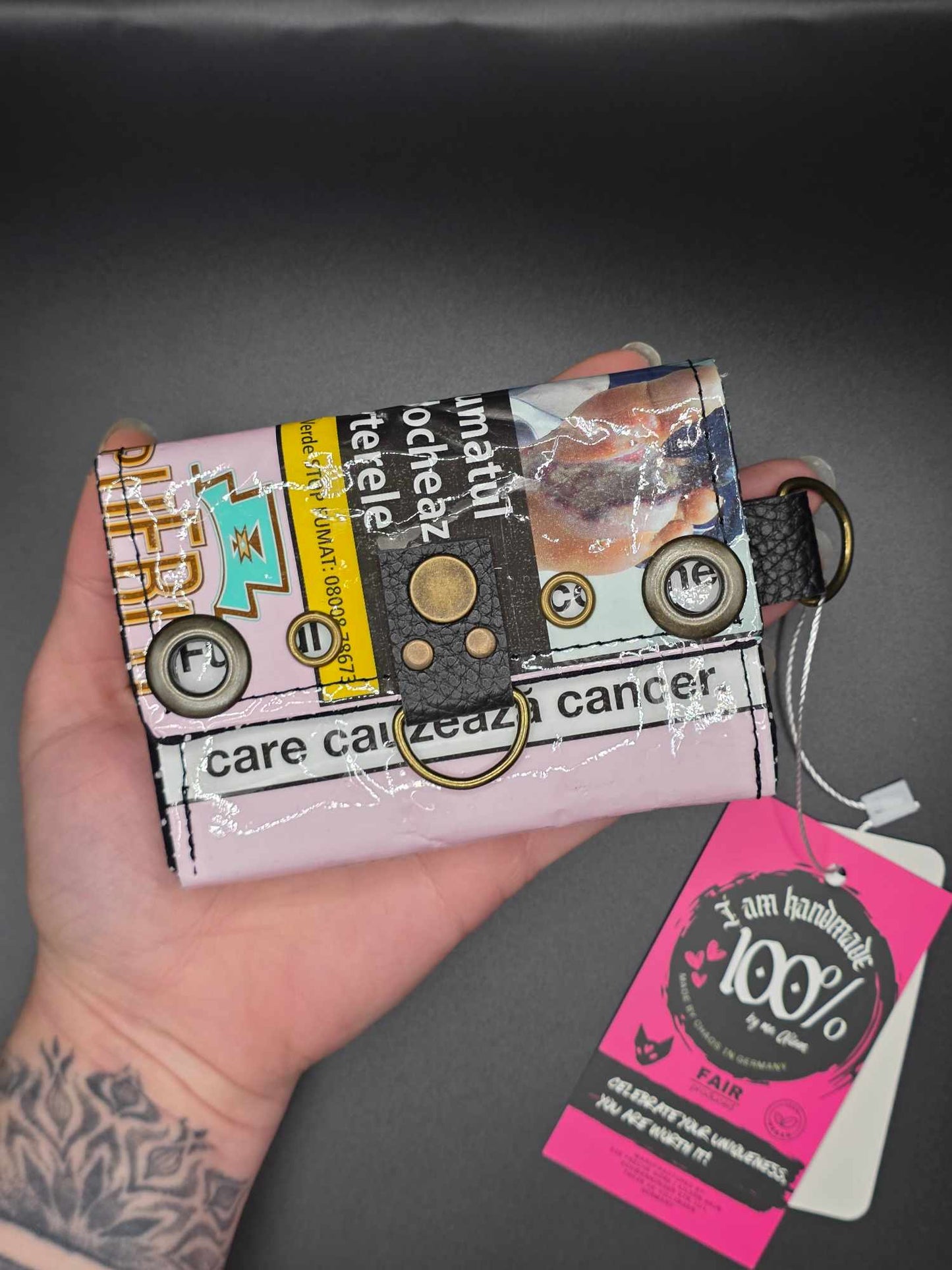 W16.5 wallet - upcycled, cats