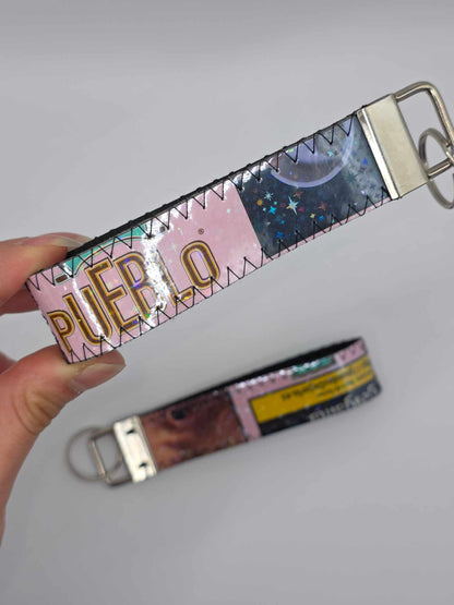 ✨️Holo✨️ KC Keychains - Upcycled, rosa