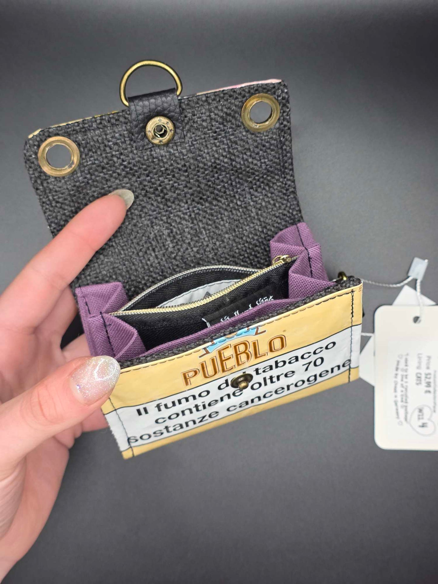 W11.4 wallet - upcycled, Cats inside