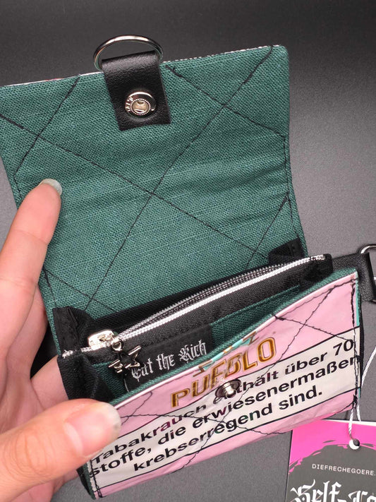 W22.7 *B-Ware* Geldbeutel - upcycled, mit Kartenfächer ✨️holo✨️