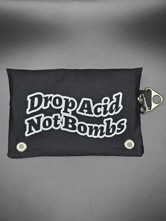 TT11.4 Tabacco pouch, drop acid not bombs