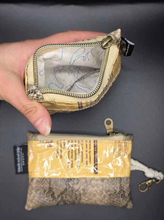 mini zip wallet - Upcycled, beige-snake 2