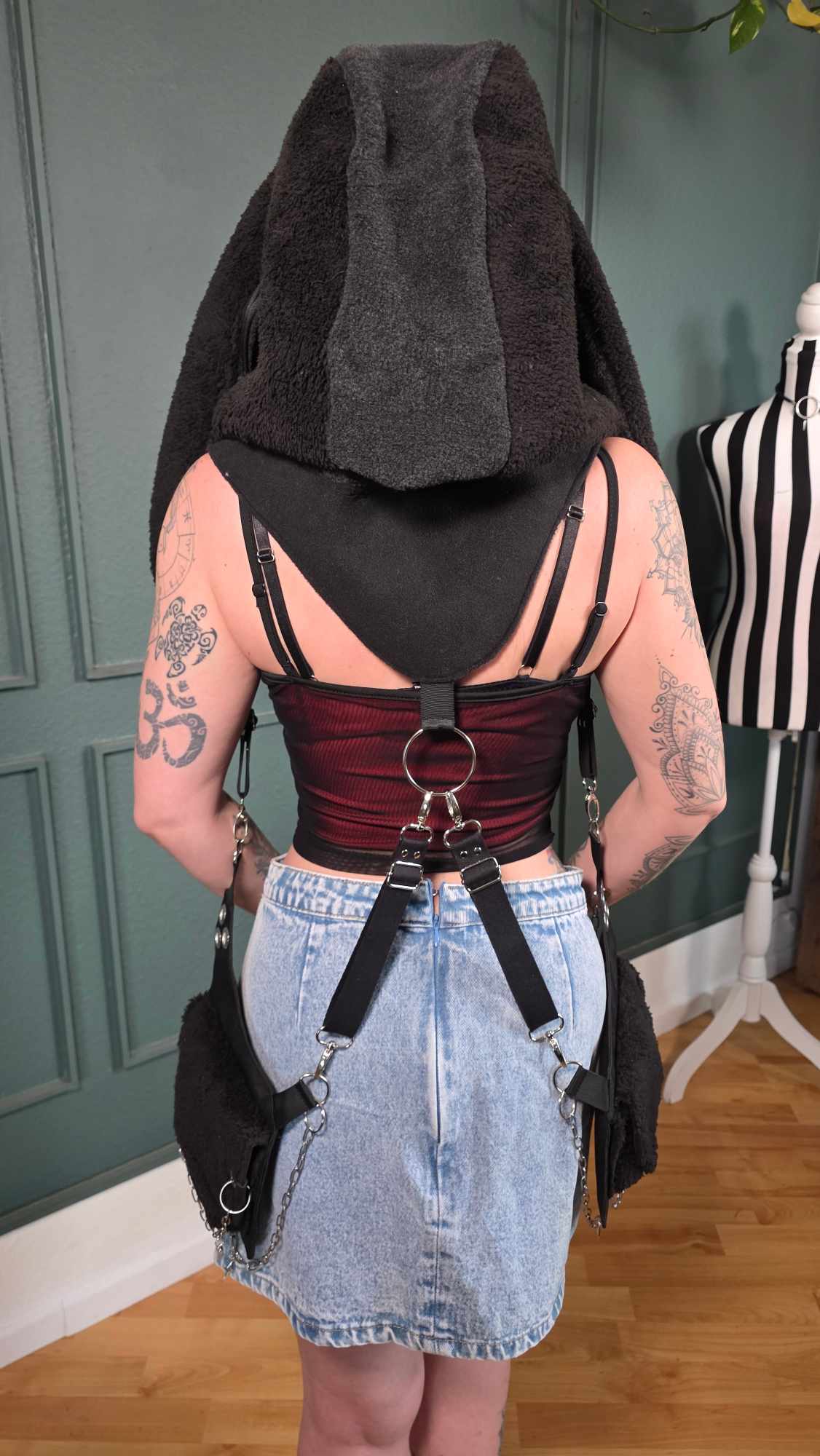 AB1.2 Pierced Bunny Holster Bag, black