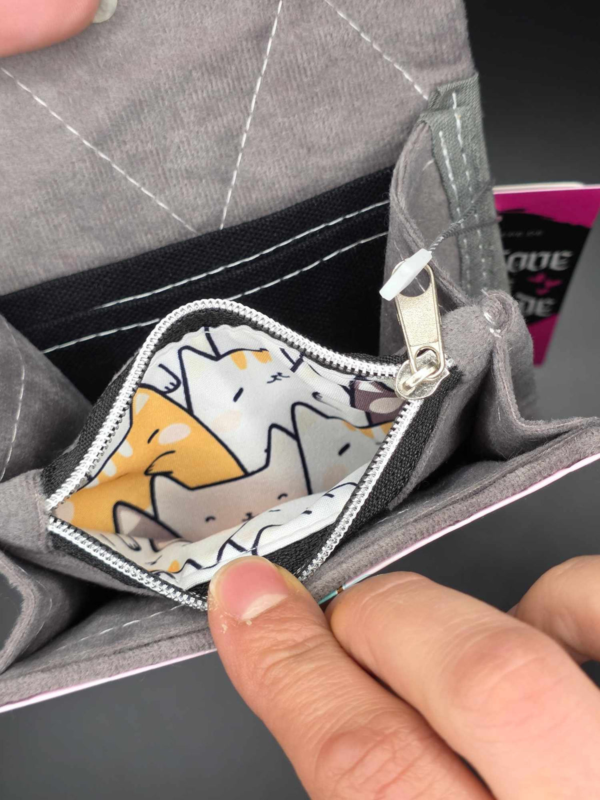 W22.9 *B-Ware* Geldbeutel - upcycled, mit Kartenfächer