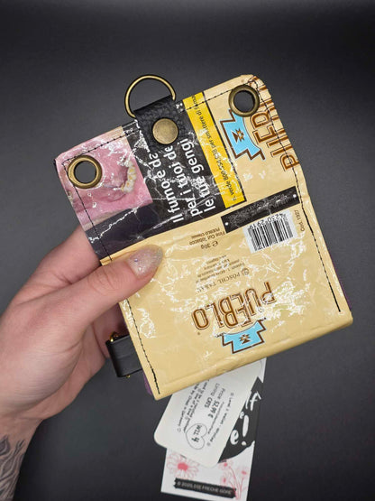 W11.4 wallet - upcycled, Cats inside