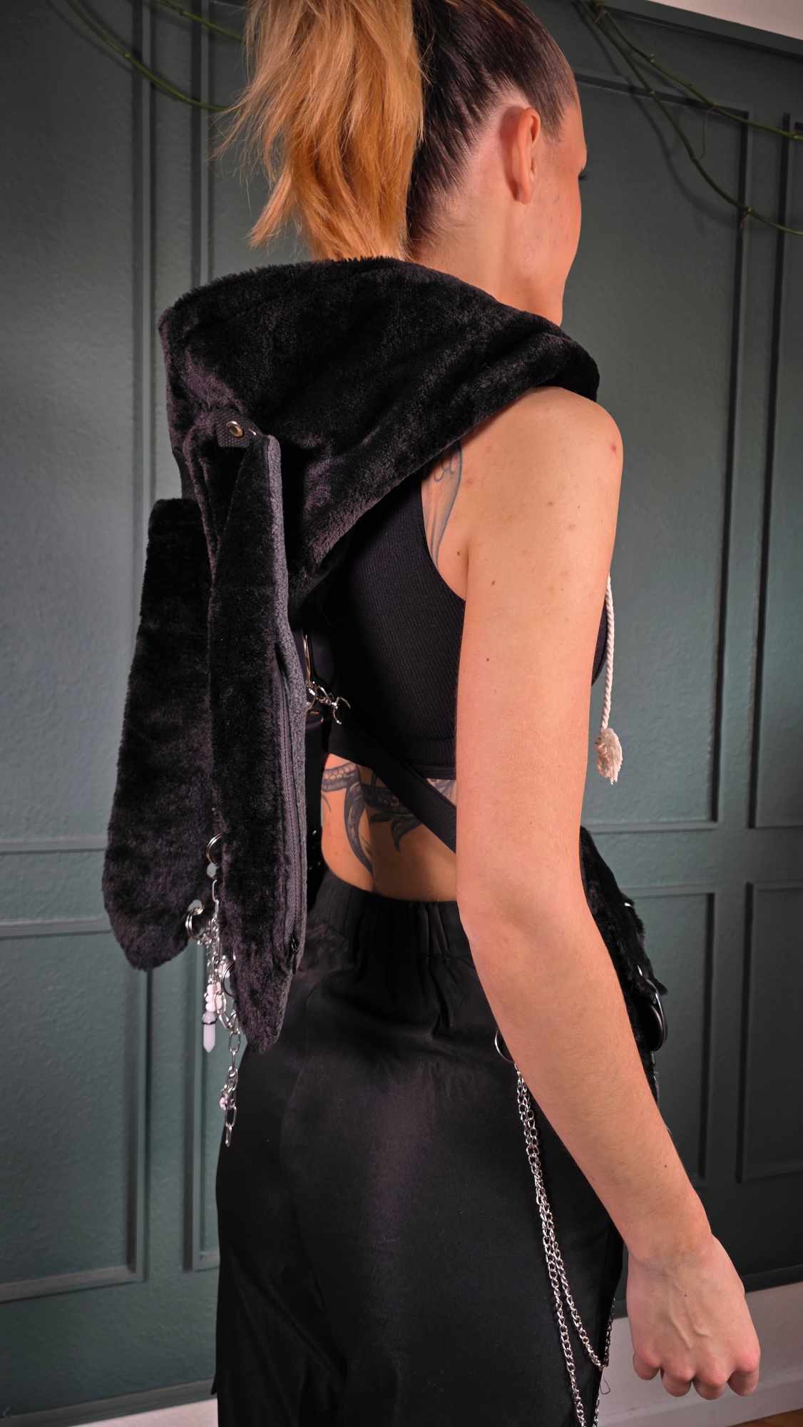 AB3.1 Pierced Bunny Holster Bag, black