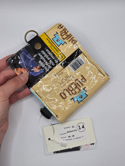 4.14 upcycling wallet, giraffe