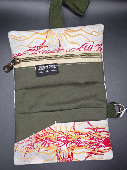 TT10.4 Tabacco pouch, Tribals