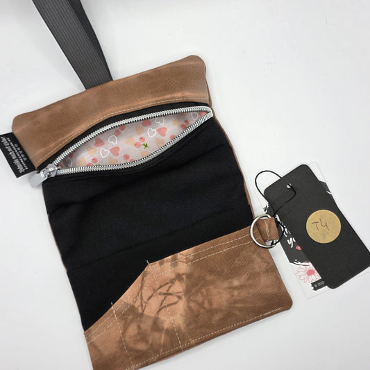 Batik „Sun and Moon" Tabaktasche Nr. 4 (Juni)