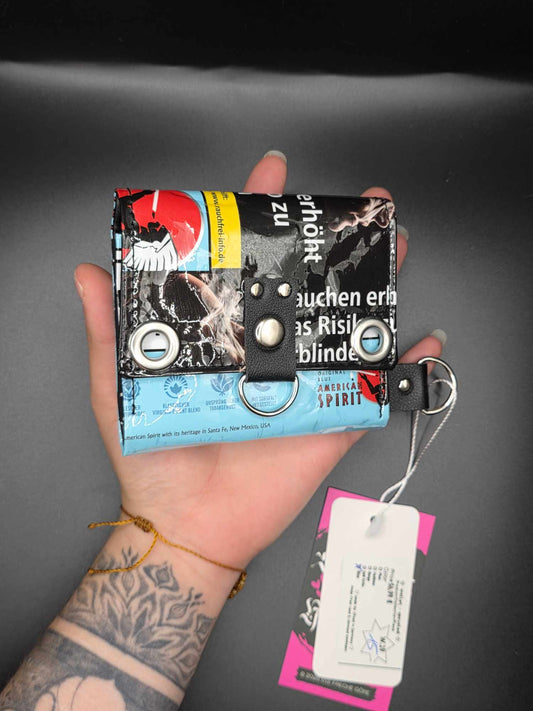 W19.15 wallet - upcycled