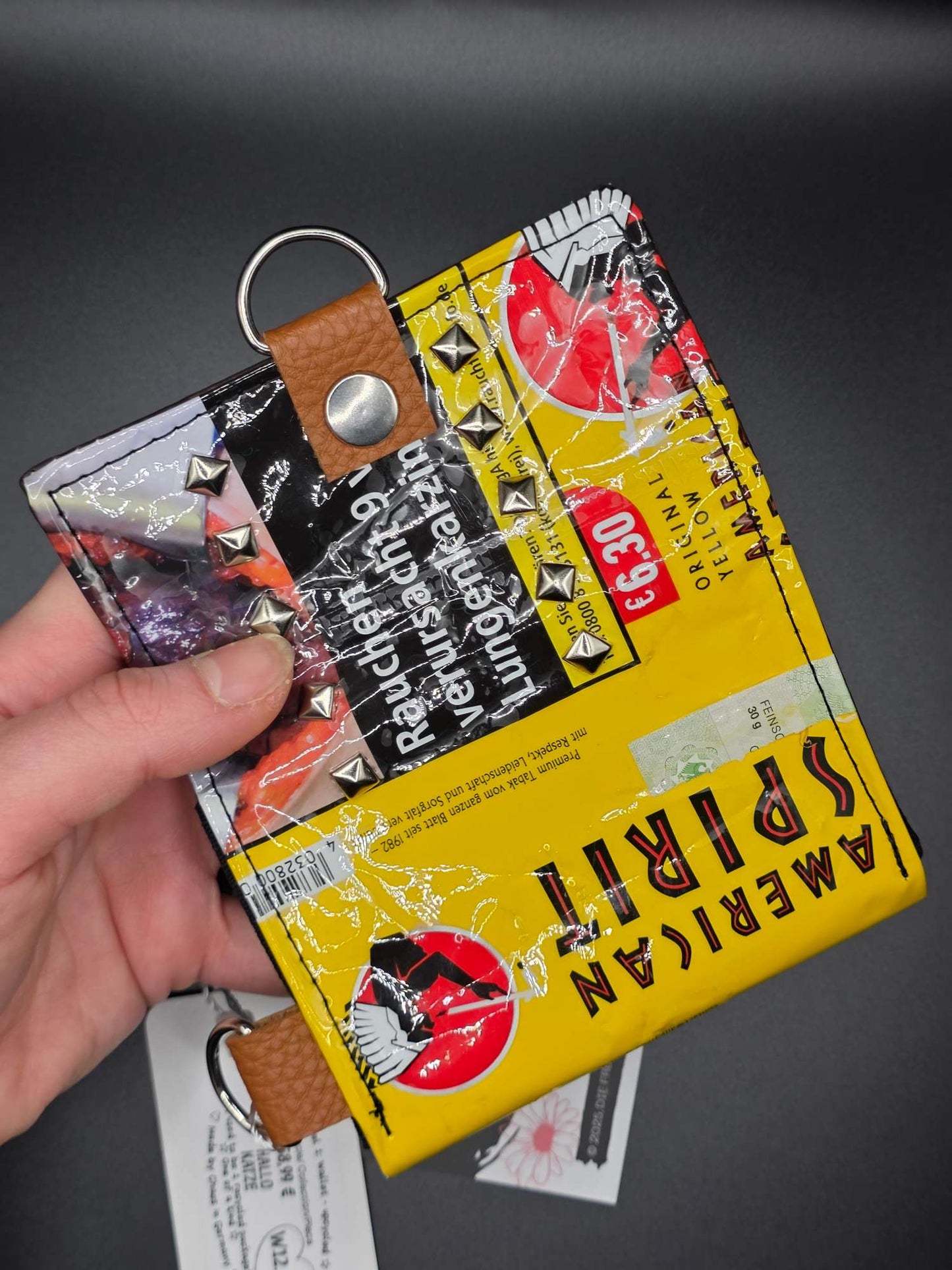 W12.4 wallet - upcycled, Hallo Katze