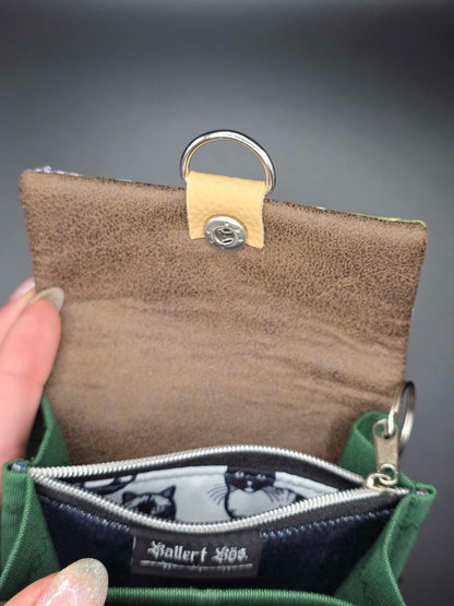 W11.11 wallet - upcycled, Cats inside *B-stock*