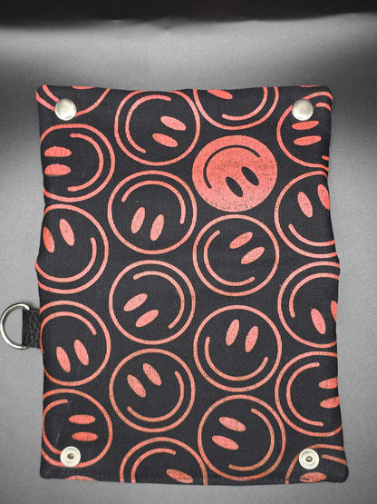 TT11.2 Tabacco pouch, neon Smileys