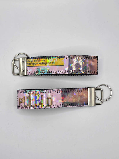 ✨️Holo✨️ KC Keychains - Upcycled, rosa