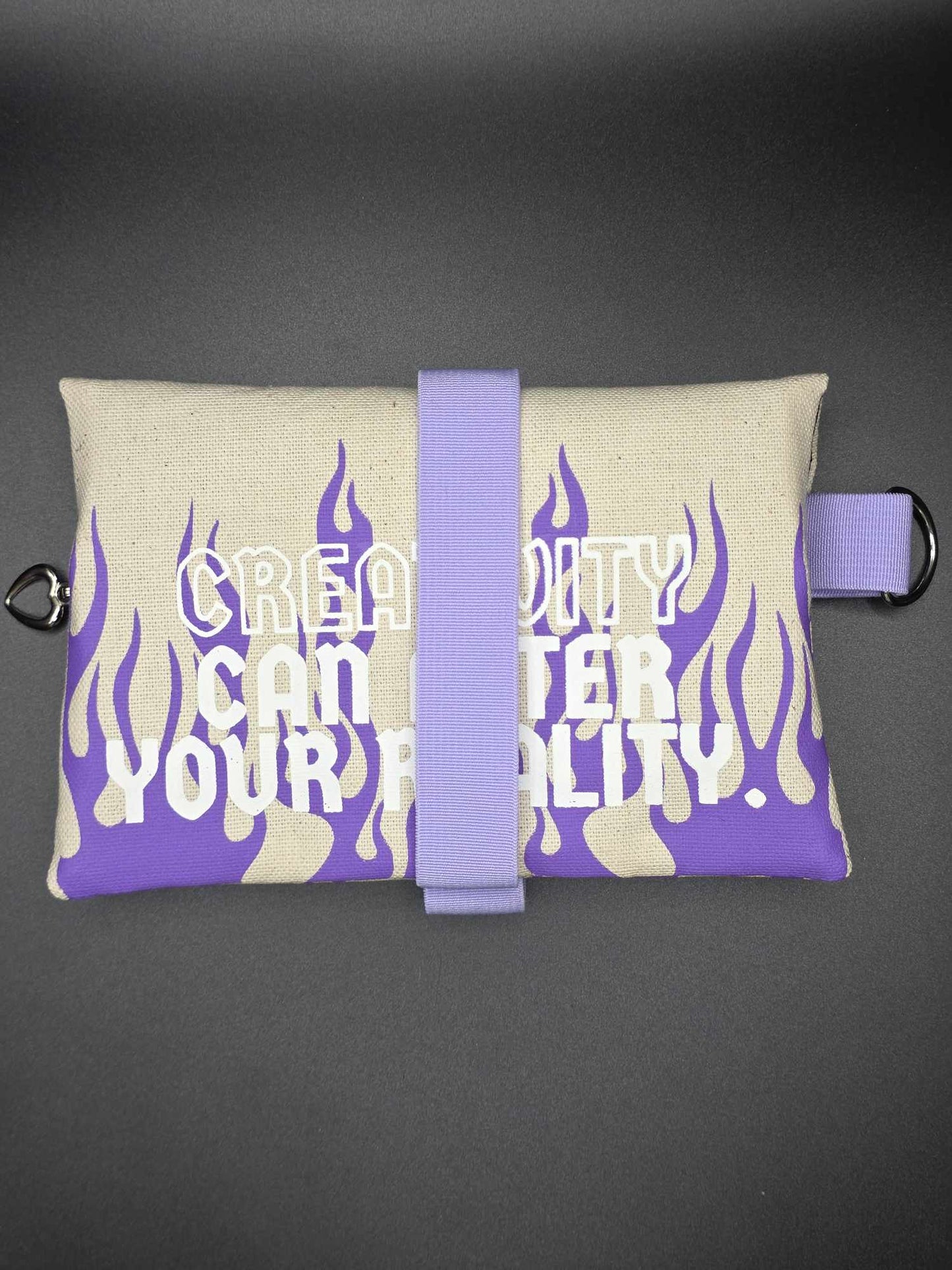 TT13.10 Tabacco pouch, creative flames