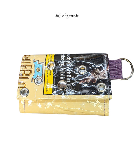 BEIGE - flieder - Geldbeutel (Upcycled Trash) Nr. 2