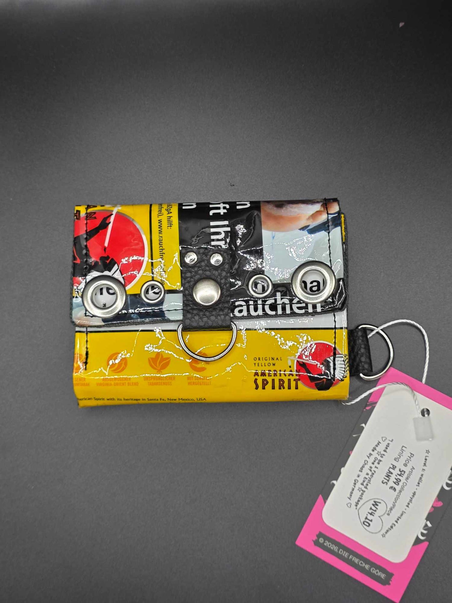 W14.10 wallet - upcycled, plants