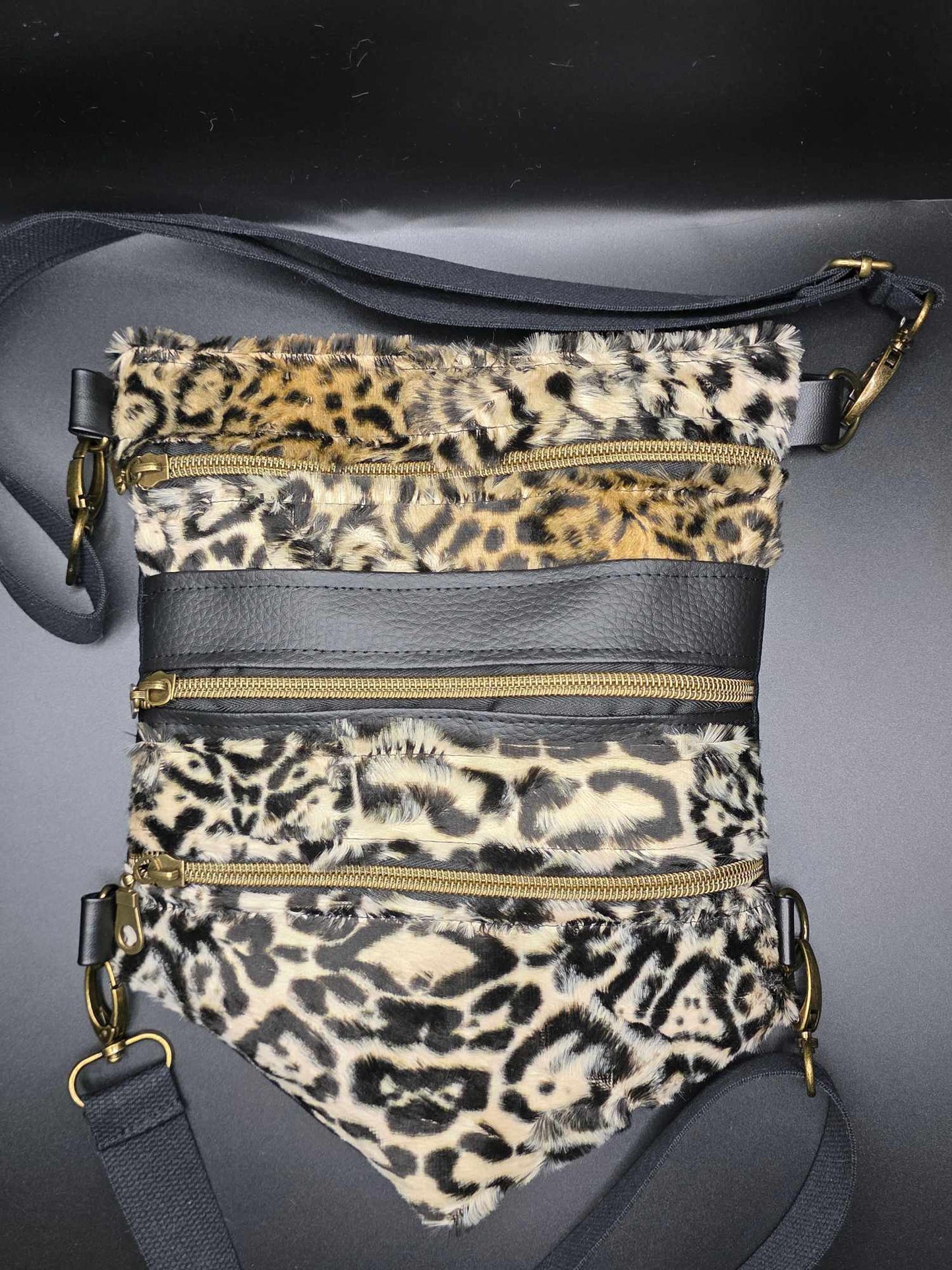 LB1.2 Leg Bag, Leo
