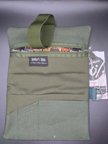 TT10.3 Tabacco pouch, Morgenstern