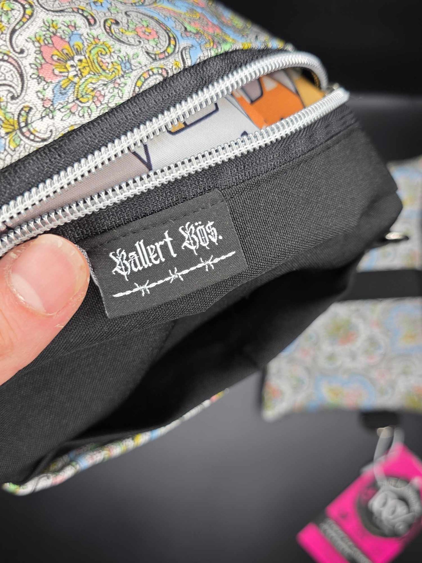 BTT Basic Tabacco Pouch - vintage, elastic straps