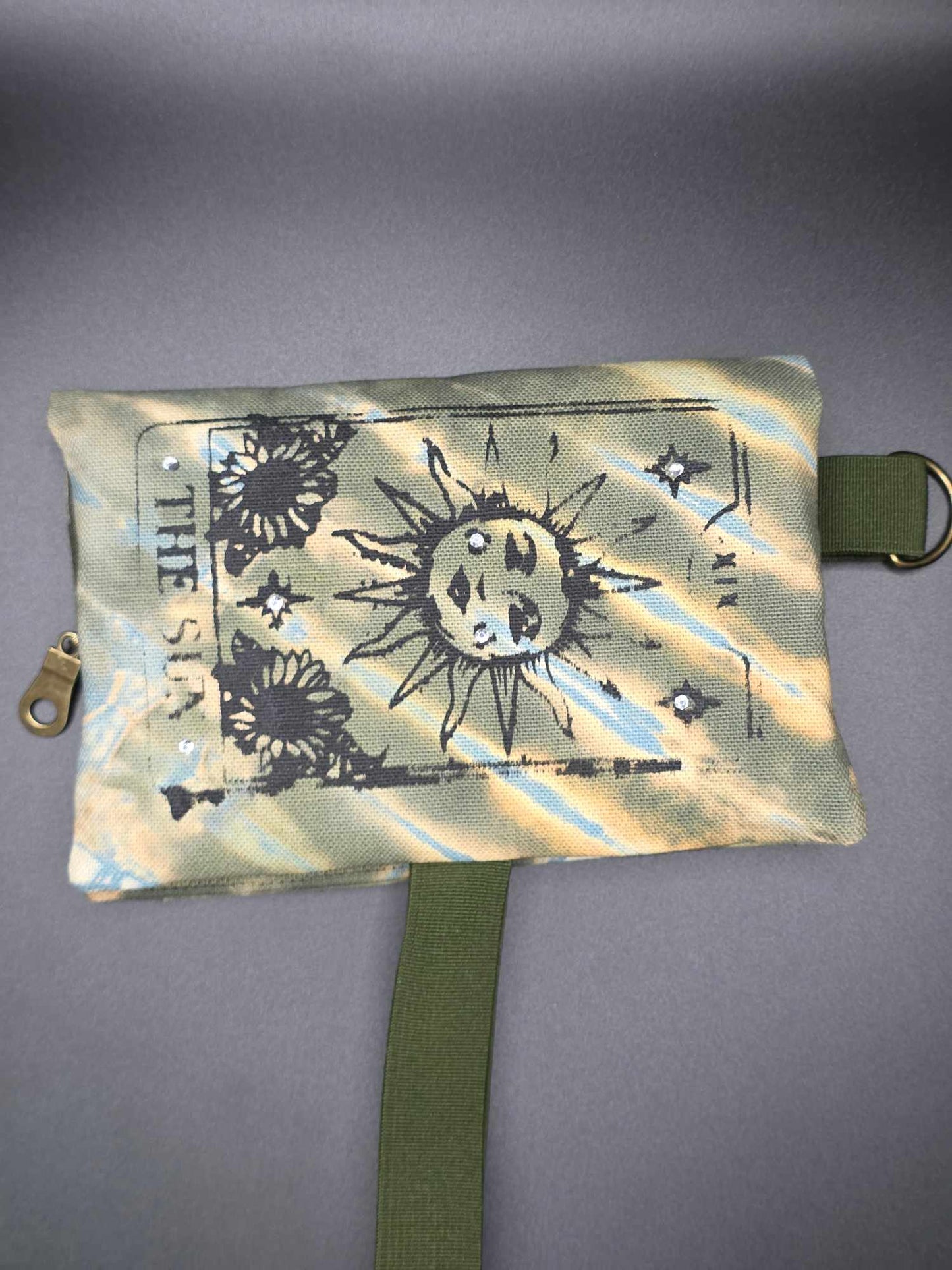 TT13.6 Tabacco pouch, Tarot cards - Rhinestones