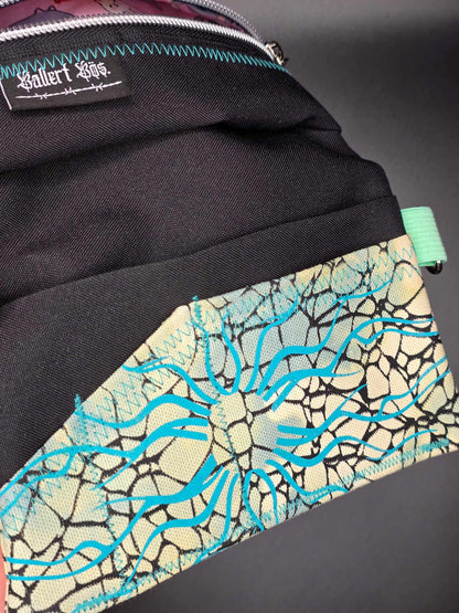 TT13.4 Tabacco pouch, tribals blue