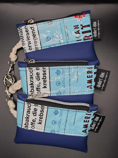mini zip wallet - Upcycled, blau