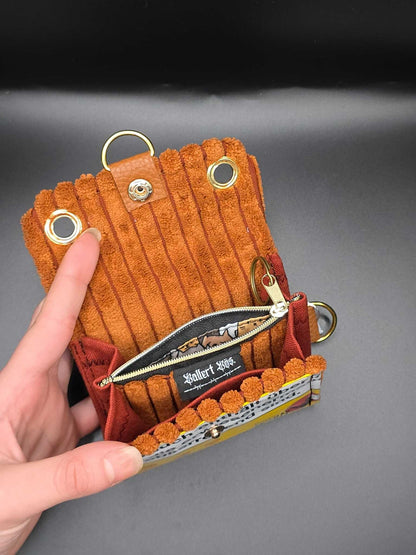 9.1 wallet, upcycled, beige cats