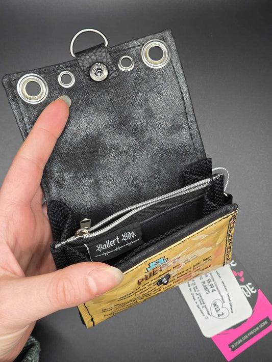 W13.2 wallet - upcycled, plants