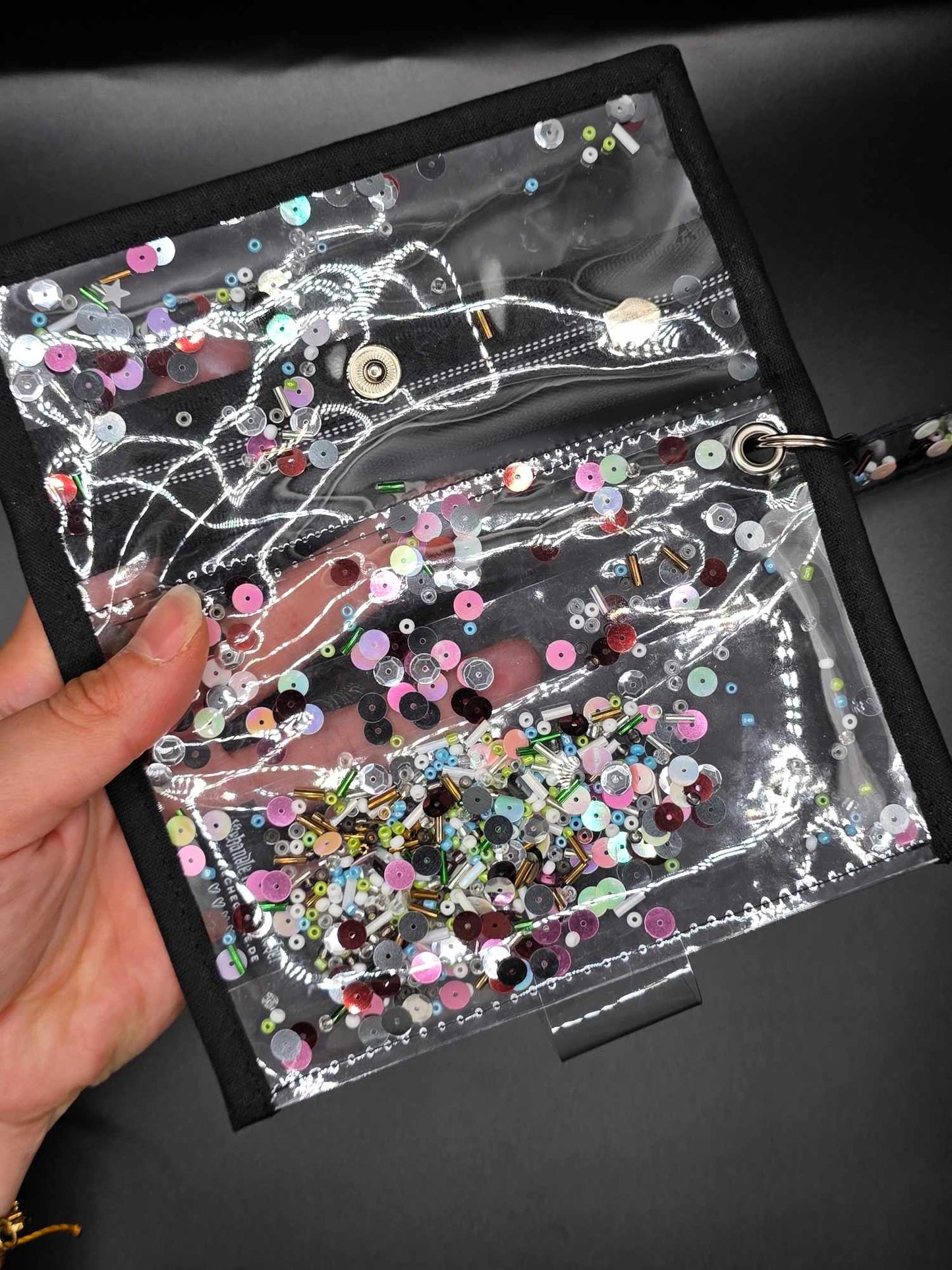 Vinyl Tabaktasche, Transparent, Fidget-Edition "Perlen"