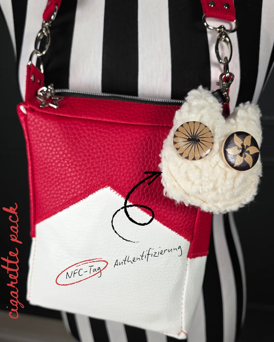 Cigarette pack Handbag