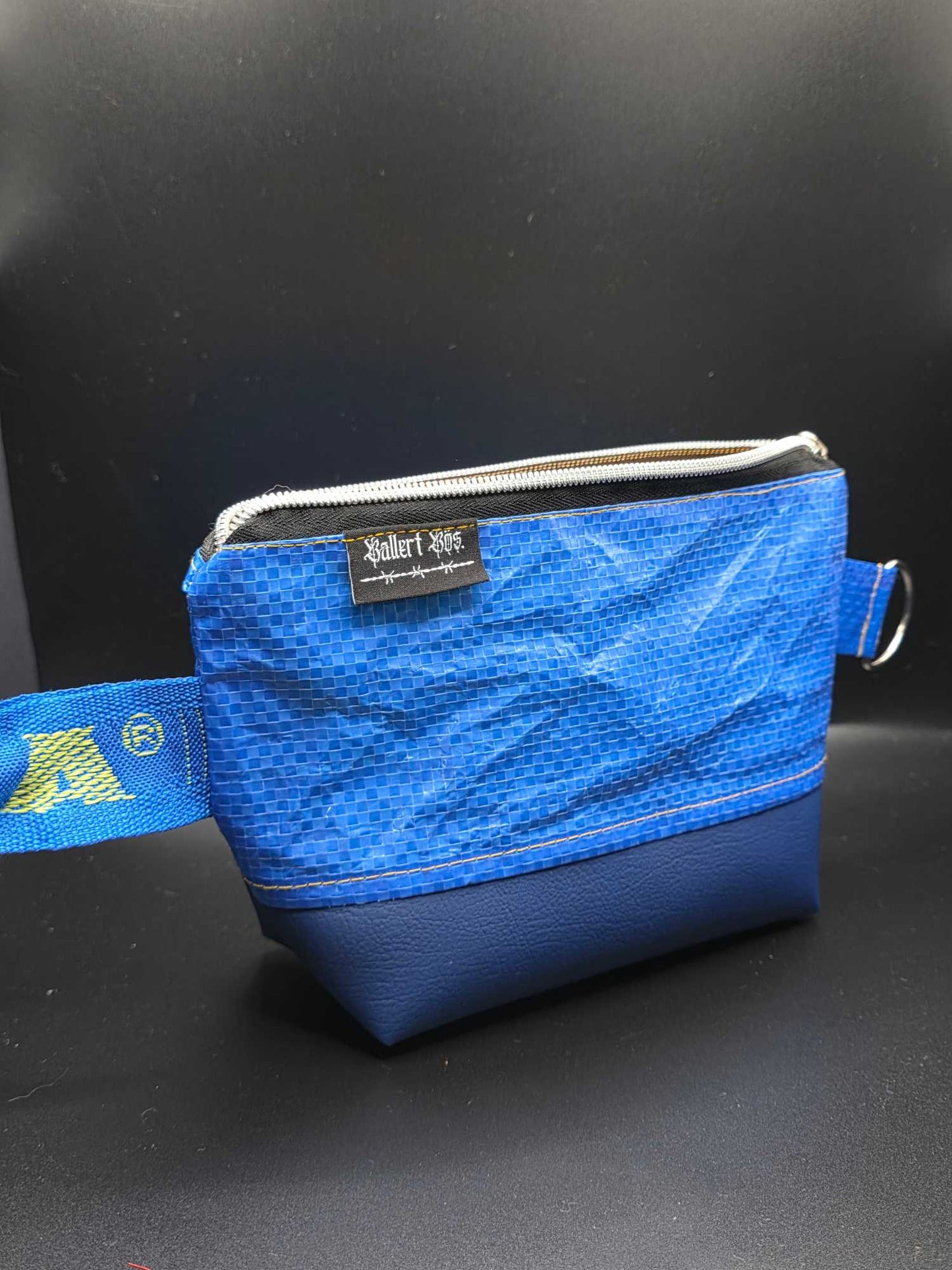 UB2.1 cosmetic bag - upcycled